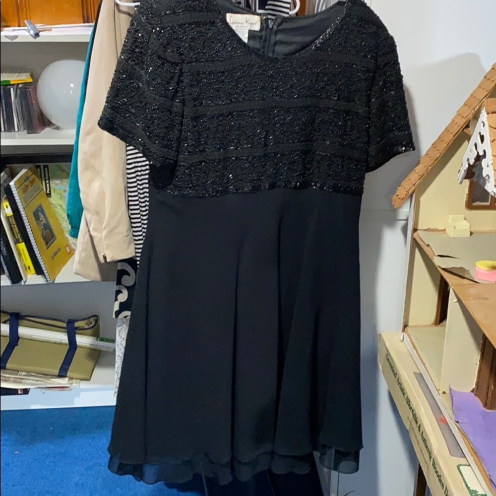 Women’s formal dress. Size L.